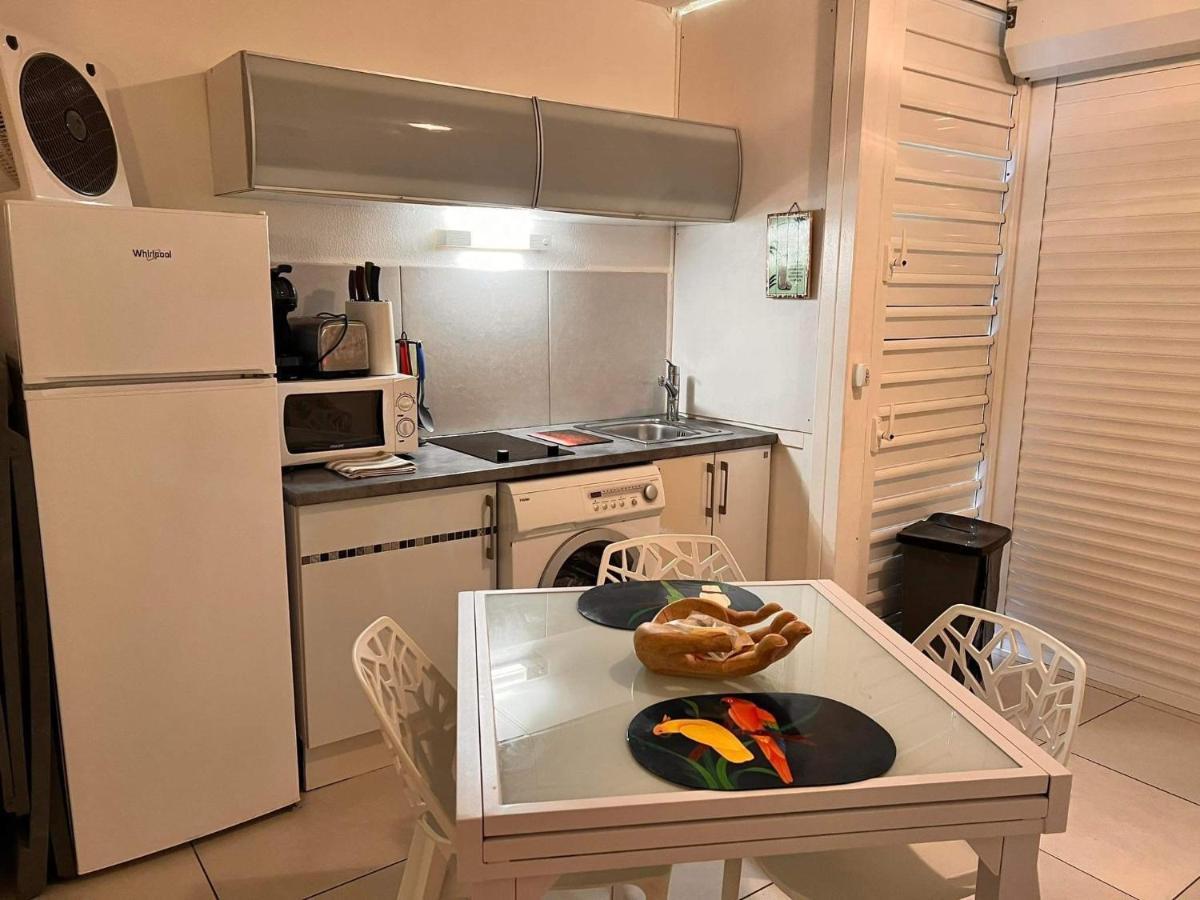 Apartament Studio Le Frangipanier Saint-Francois  Zewnętrze zdjęcie